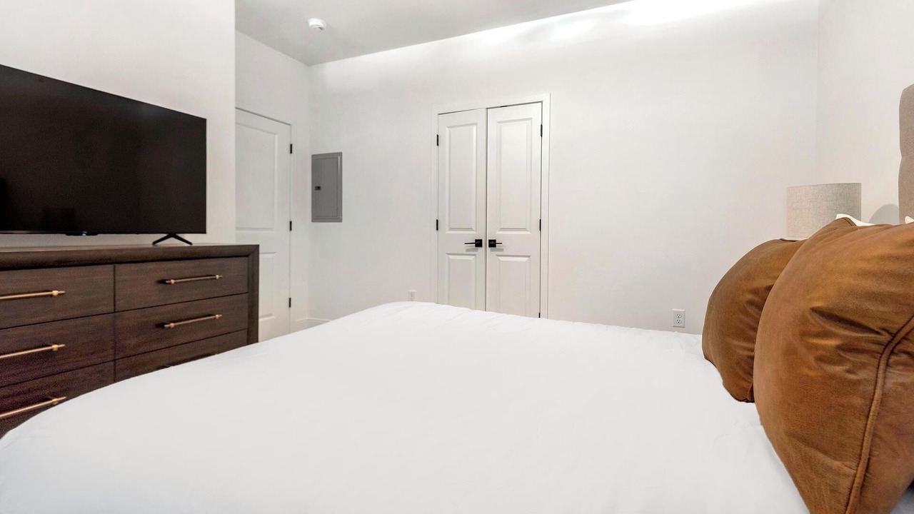 Photo of Bedroom in DeBaliviere Place