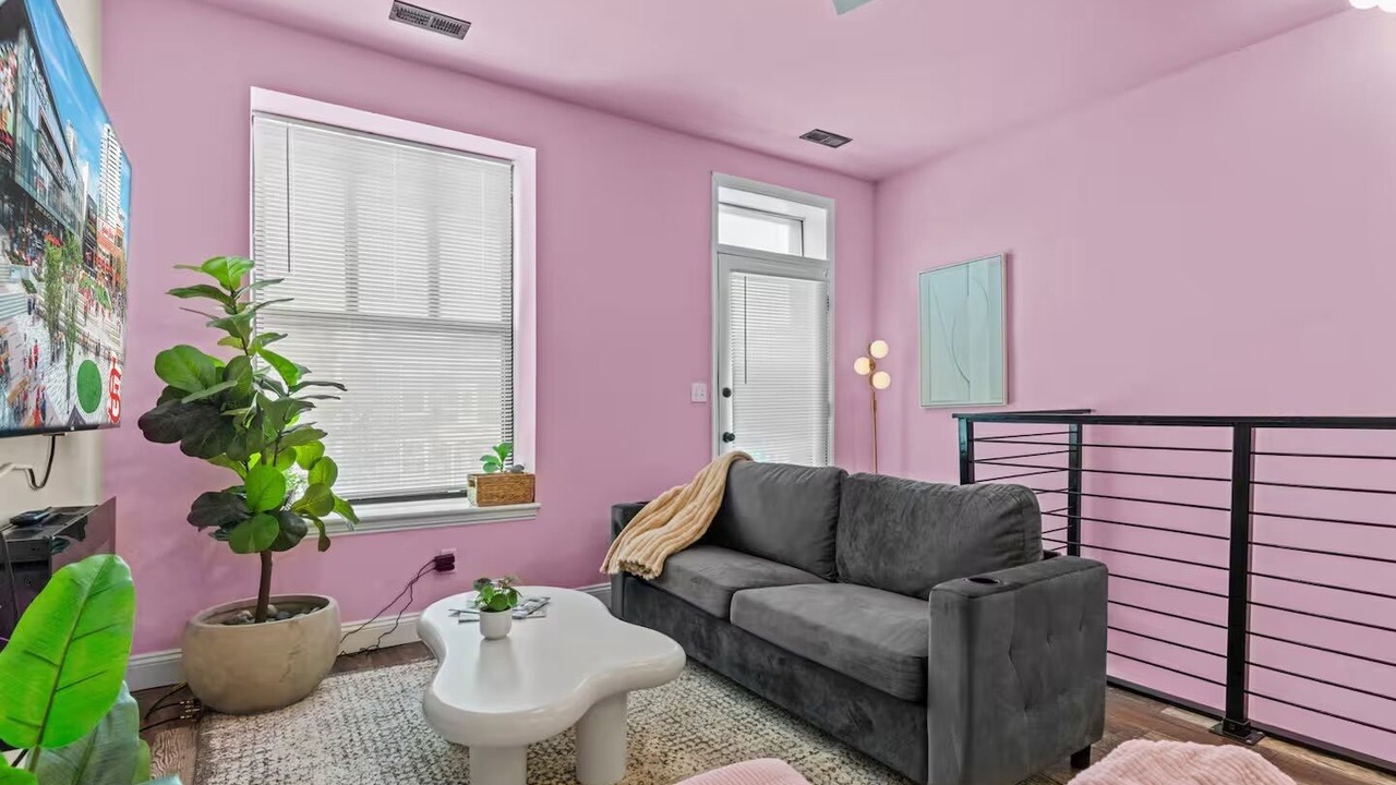 Photo of Livingroom in Shaw