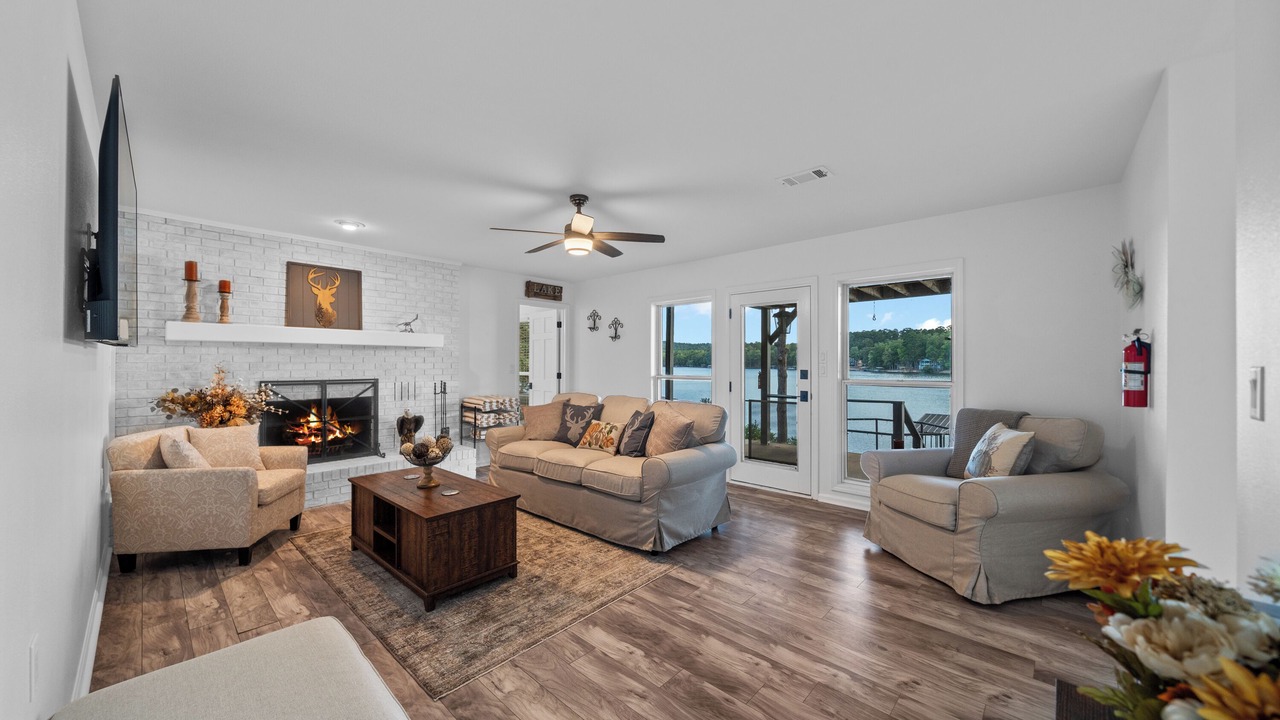 Photo of Livingroom in Hot Springs Village