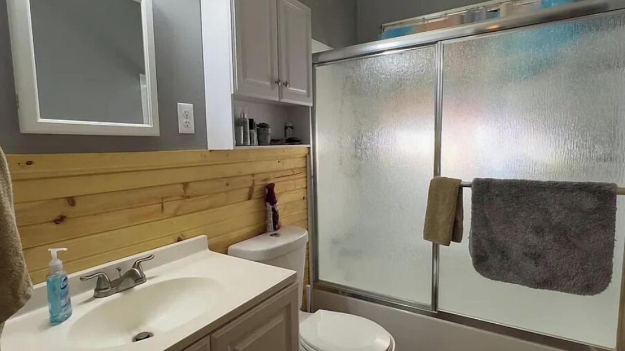 Photo of Bathroom in Hardy