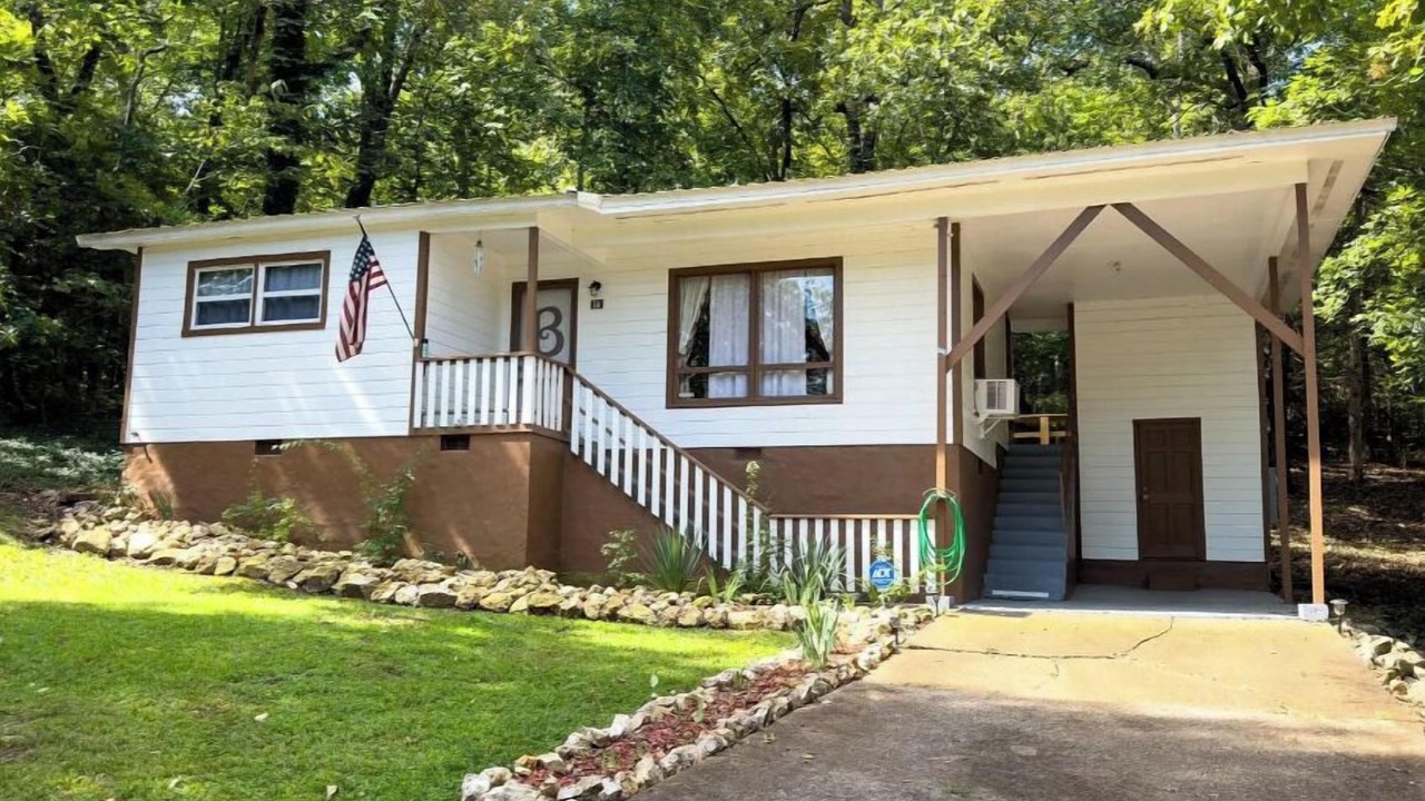 Photo of Outdoor in Hardy