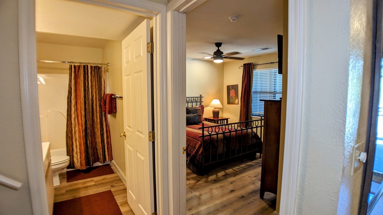 Photo of Bathroom in Table Rock