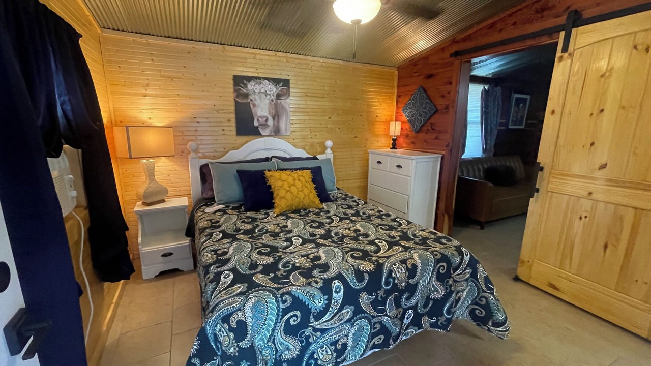 Photo of Bedroom in Lockesburg