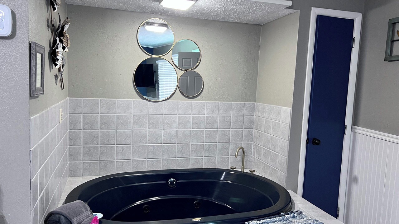 Photo of Bathroom in Eureka Springs