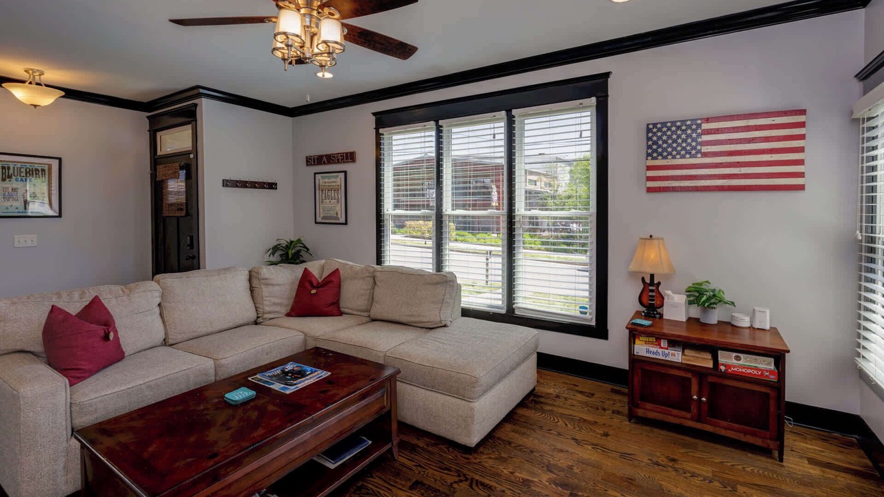 Photo of Bedroom in The Nations