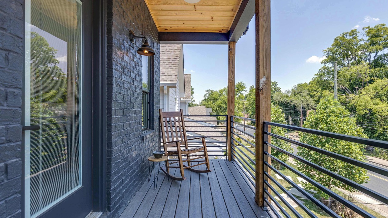 Photo of Patio Balcony in Cleveland Park