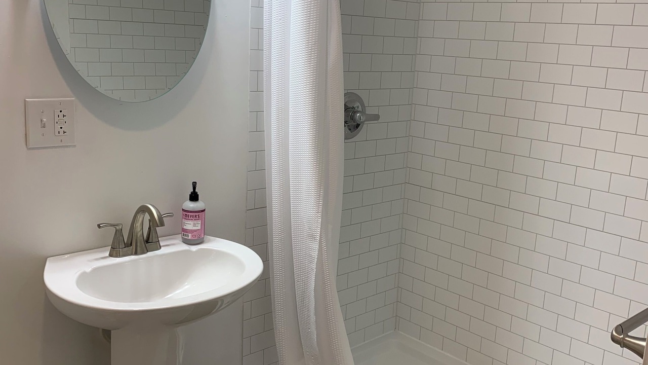 Photo of Bathroom in Hannibal