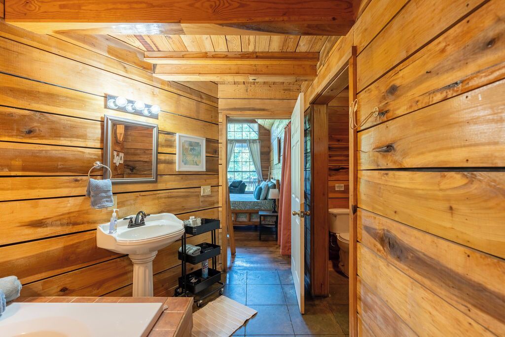Photo of Bathroom in Heber Springs