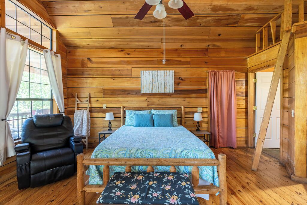 Photo of Bedroom in Heber Springs