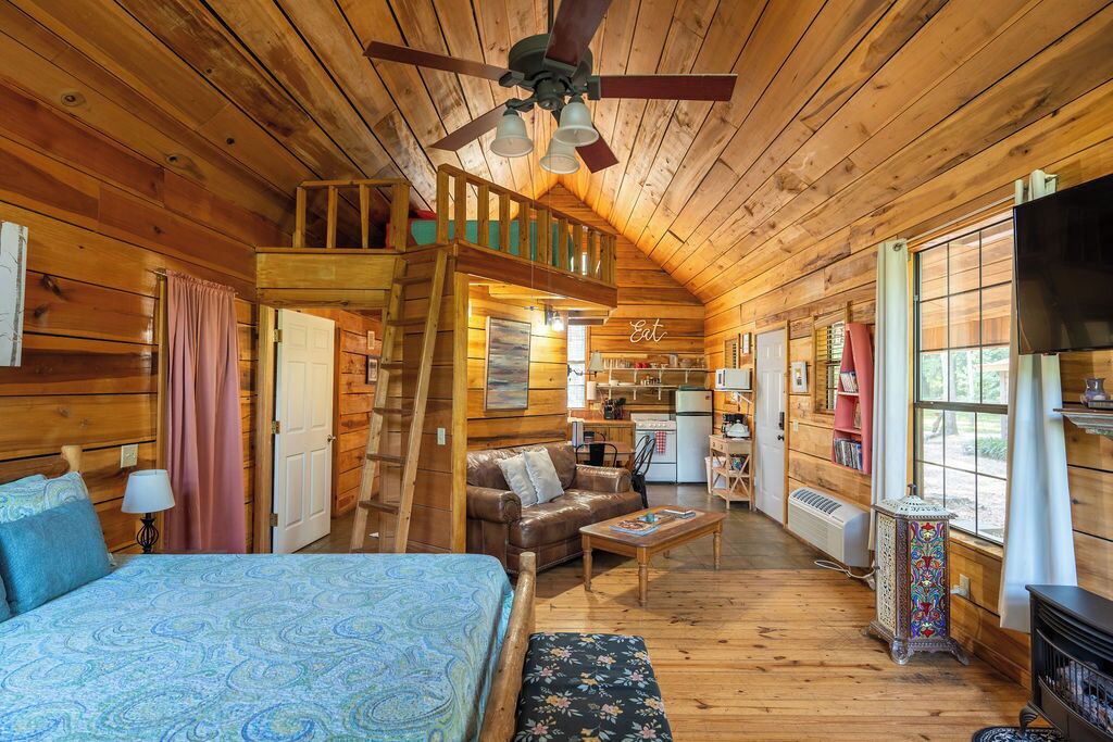 Photo of Bedroom in Heber Springs