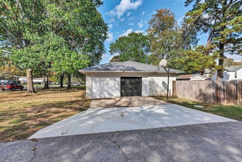 Photo of Outdoor in Fort Smith