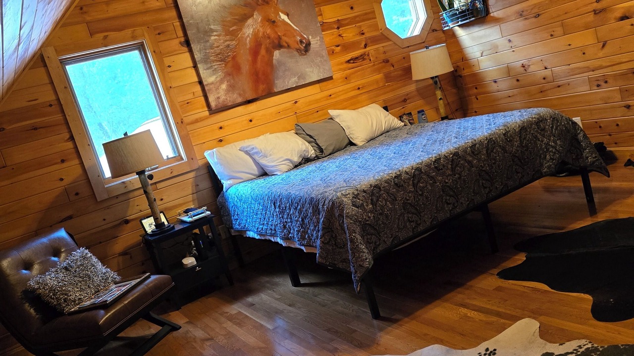 Photo of Bedroom in Wisconsin Dells