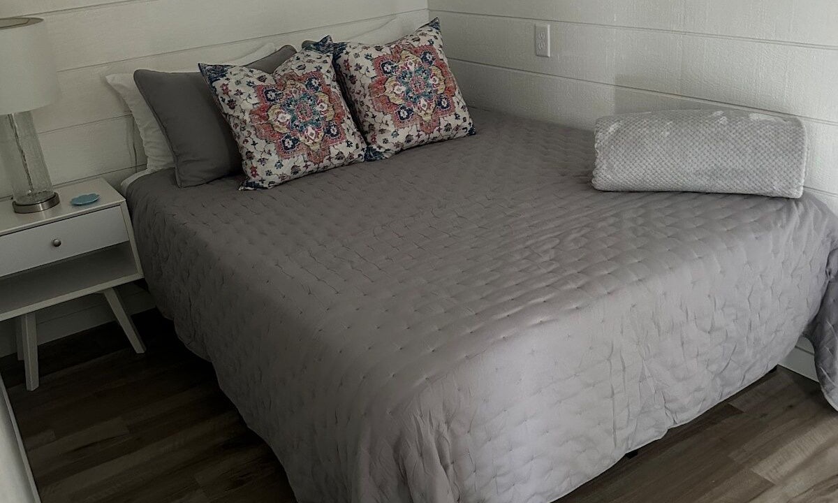 Photo of Bedroom in Sunrise Beach