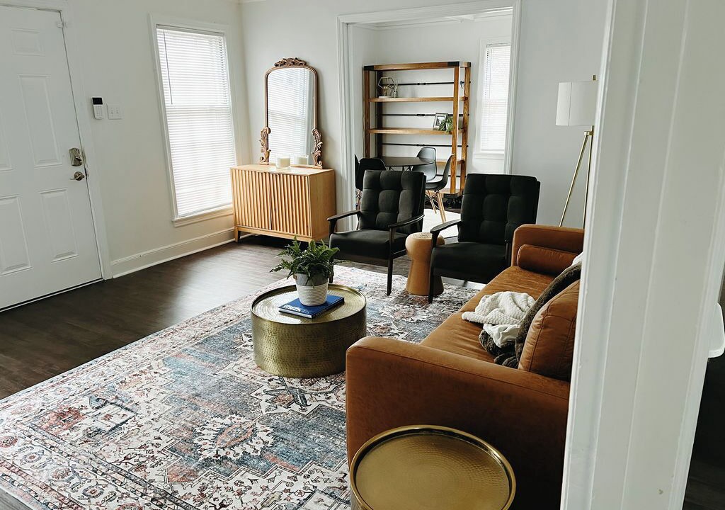 Photo of Livingroom in East Memphis
