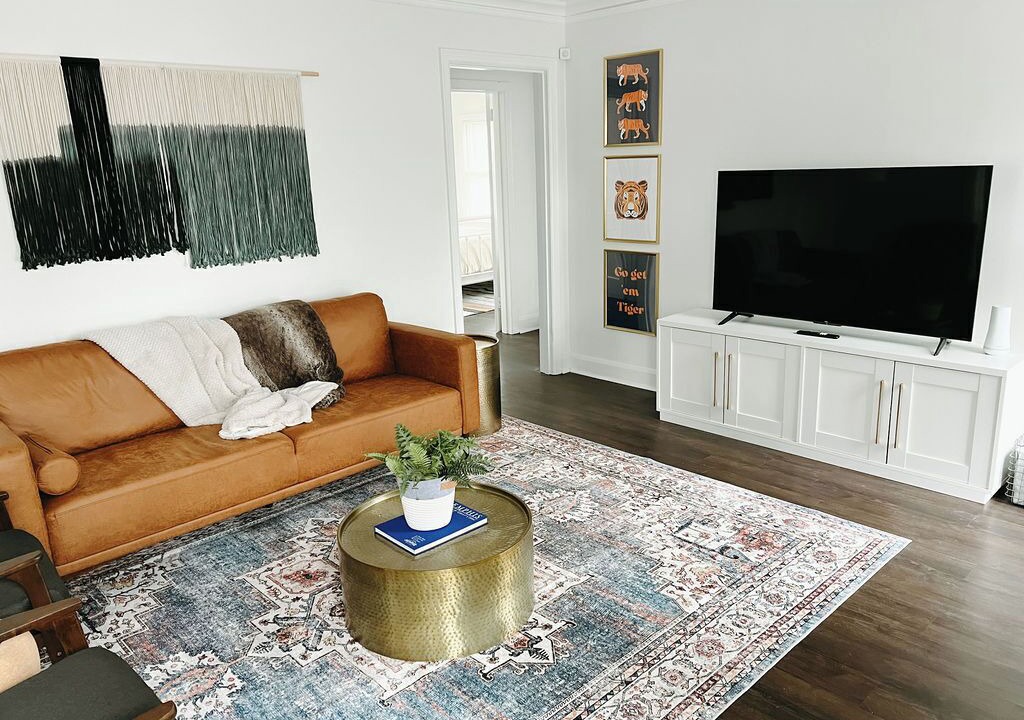 Photo of Livingroom in East Memphis