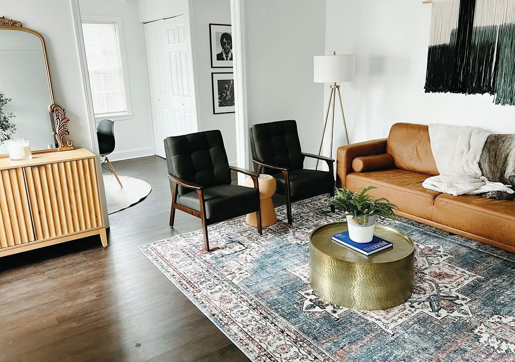 Photo of Livingroom in East Memphis
