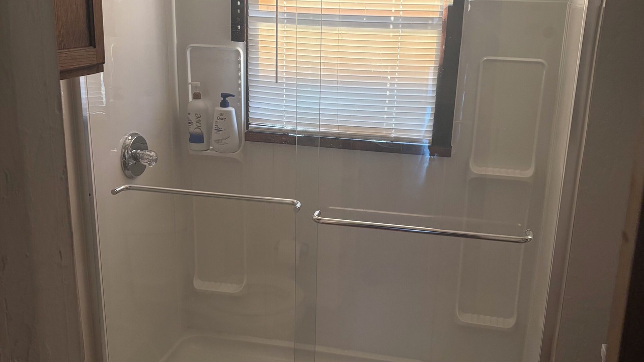 Photo of Bathroom in Samnorwood