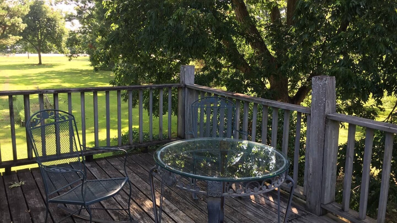 Photo of Bedroom in Lake Village