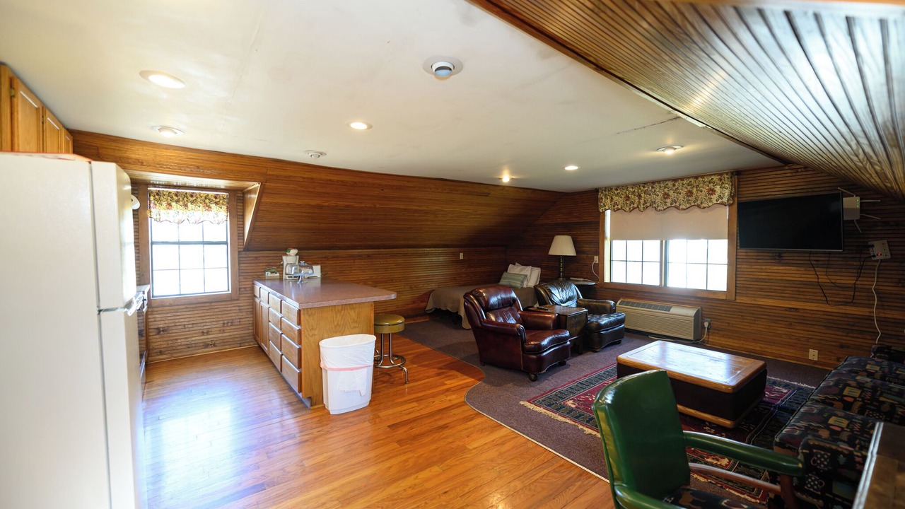 Photo of Bedroom in Lake Village