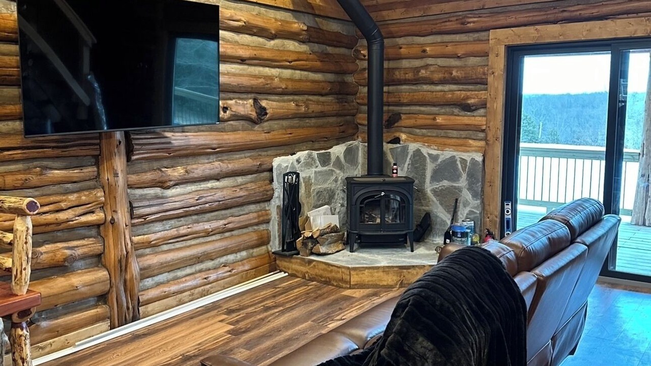 Photo of Livingroom in Compton
