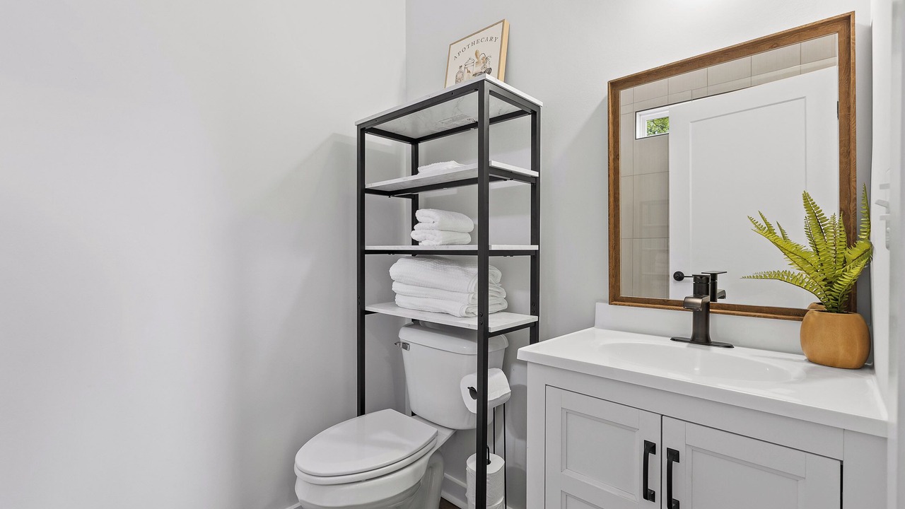 Photo of Bathroom in Lupton City