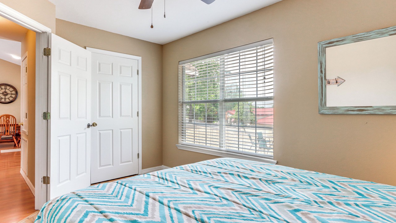 Photo of Bedroom in Sylvan Shores