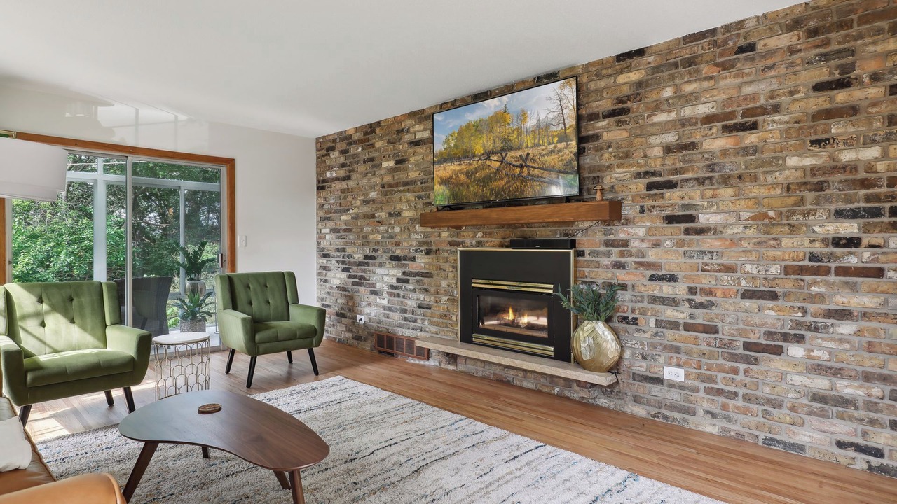 Photo of Livingroom in Burnsville