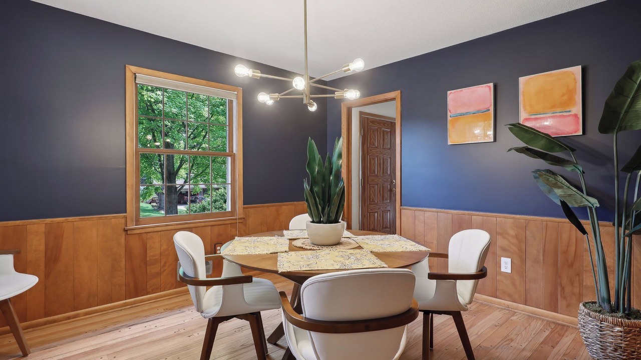 Photo of Bedroom in Burnsville