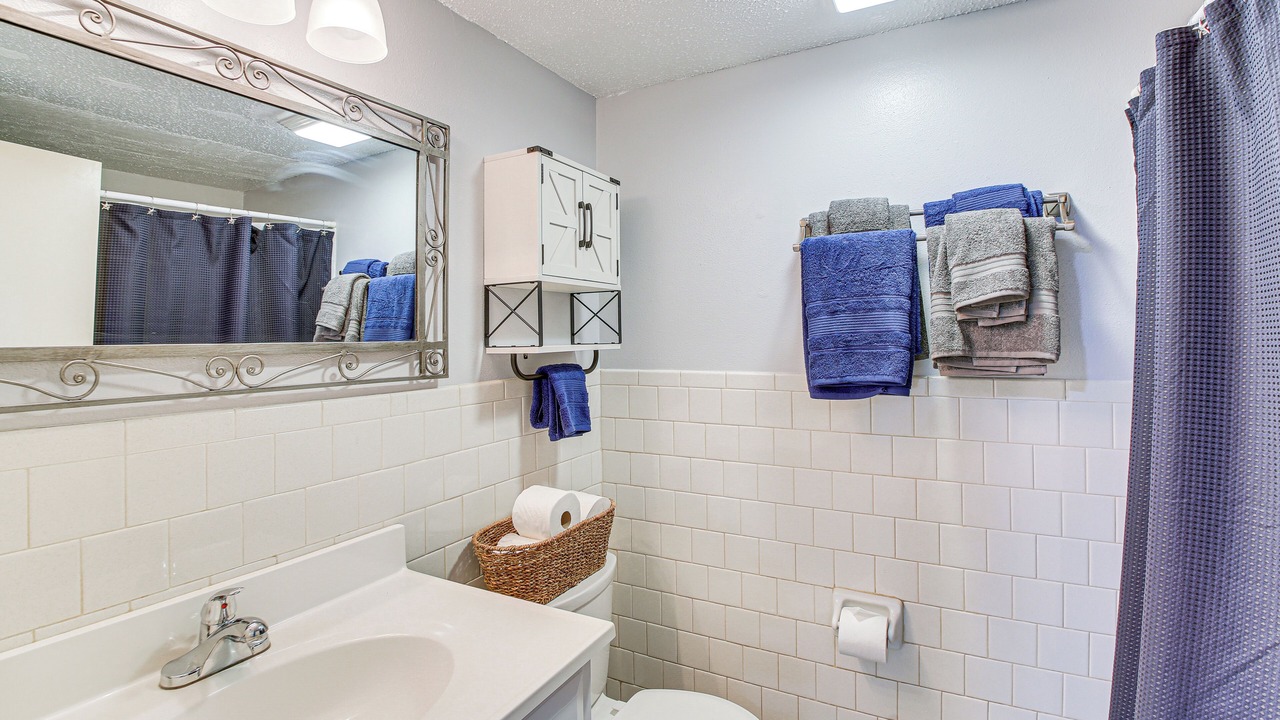 Photo of Bathroom in Piney