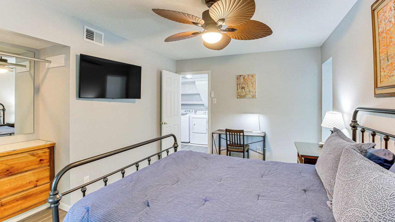Photo of Bedroom in Piney