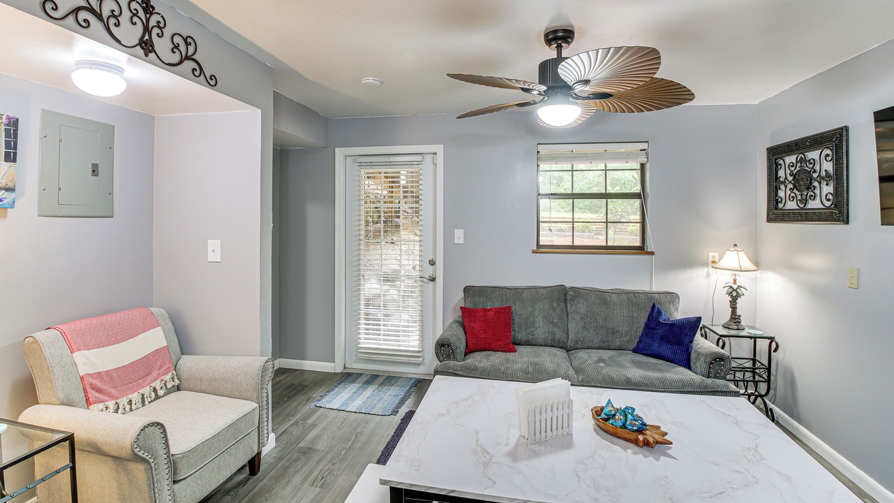 Photo of Livingroom in Piney
