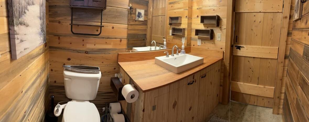 Photo of Bathroom in Caddo Valley
