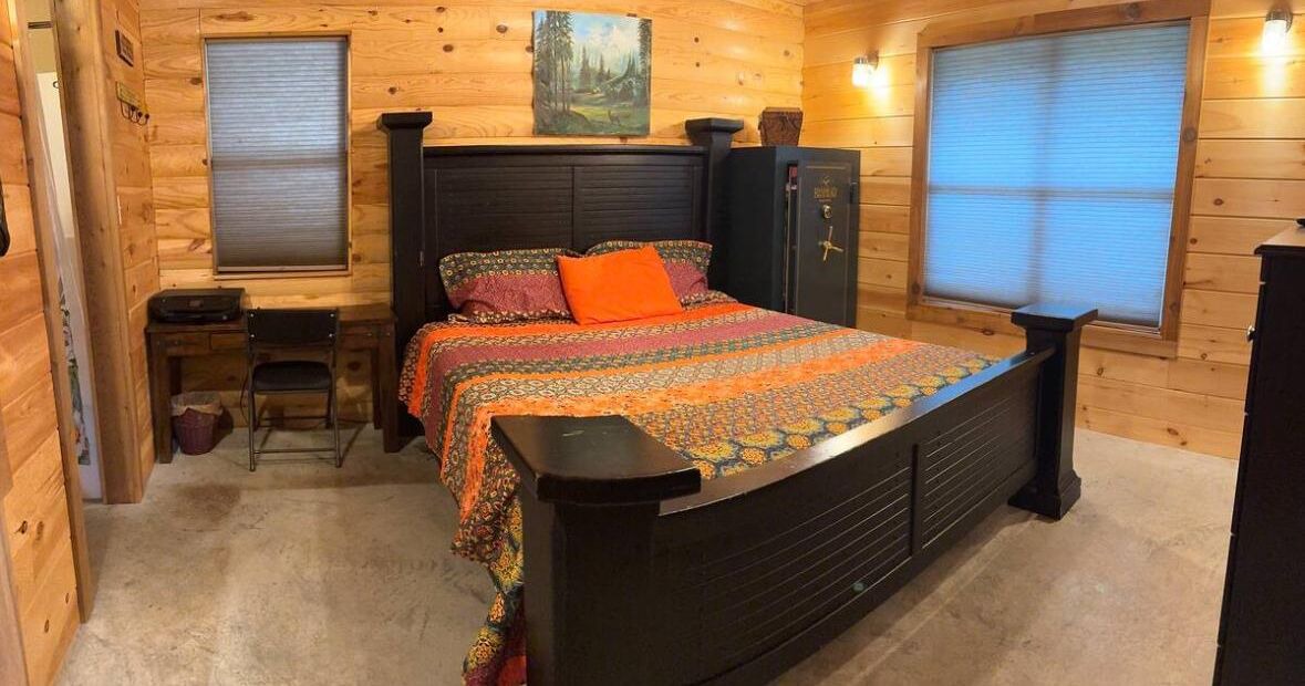 Photo of Bedroom in Caddo Valley