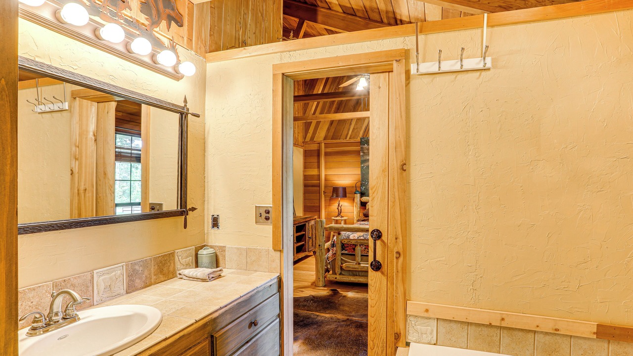Photo of Bathroom in Tumbling Shoals