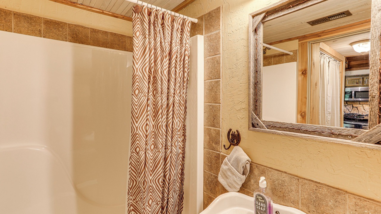 Photo of Bathroom in Tumbling Shoals