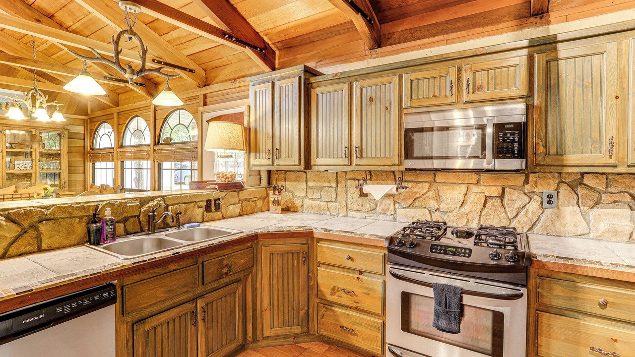 Photo of Kitchen in Tumbling Shoals