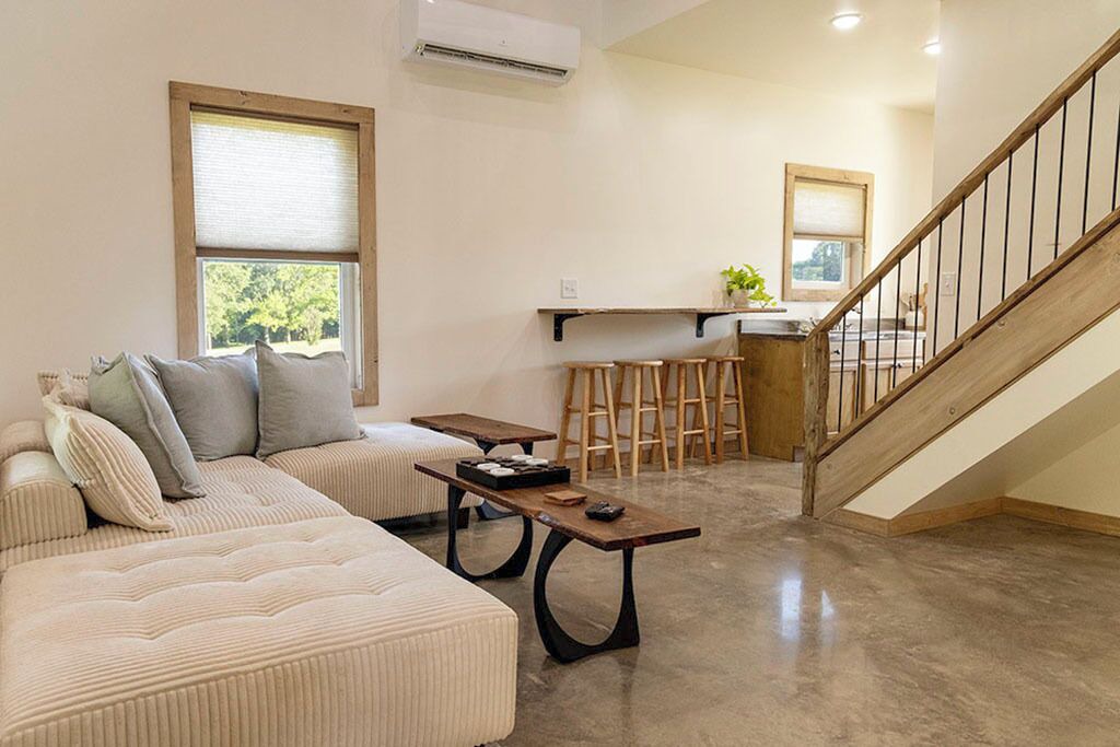 Photo of Livingroom in Birdeye