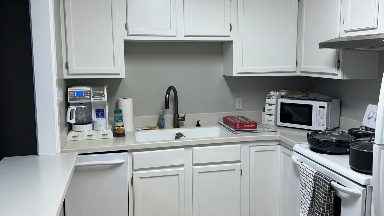 Photo of Kitchen in Capital View