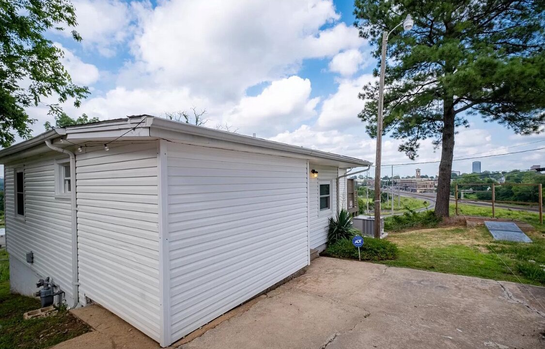 Photo of Outdoor in Capital View