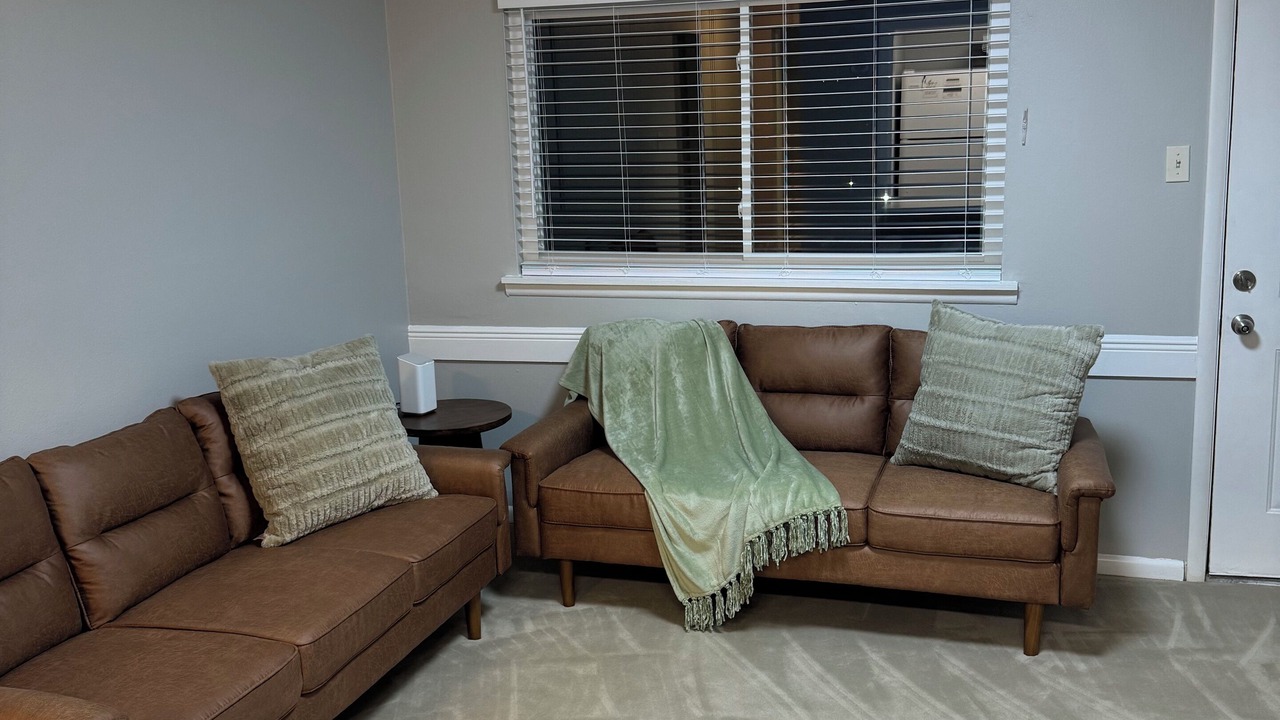 Photo of Livingroom in Capital View