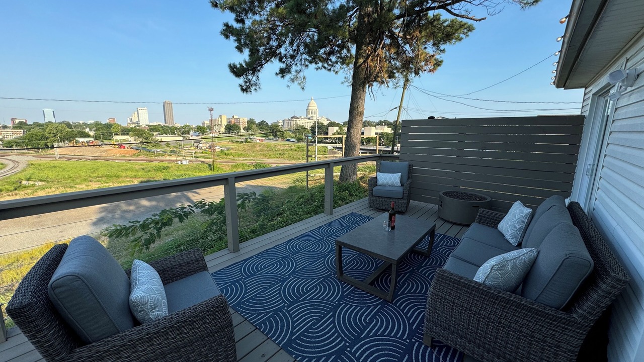Photo of Outdoor in Capital View