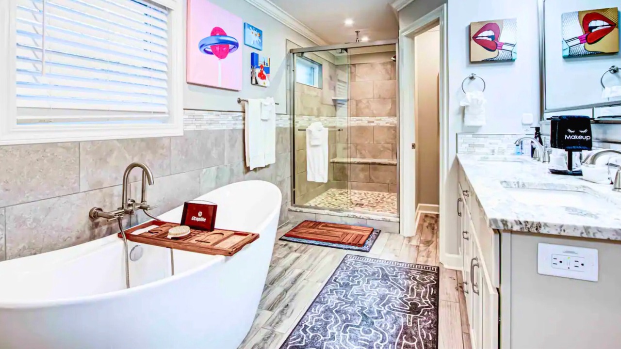 Photo of Bathroom in Piney