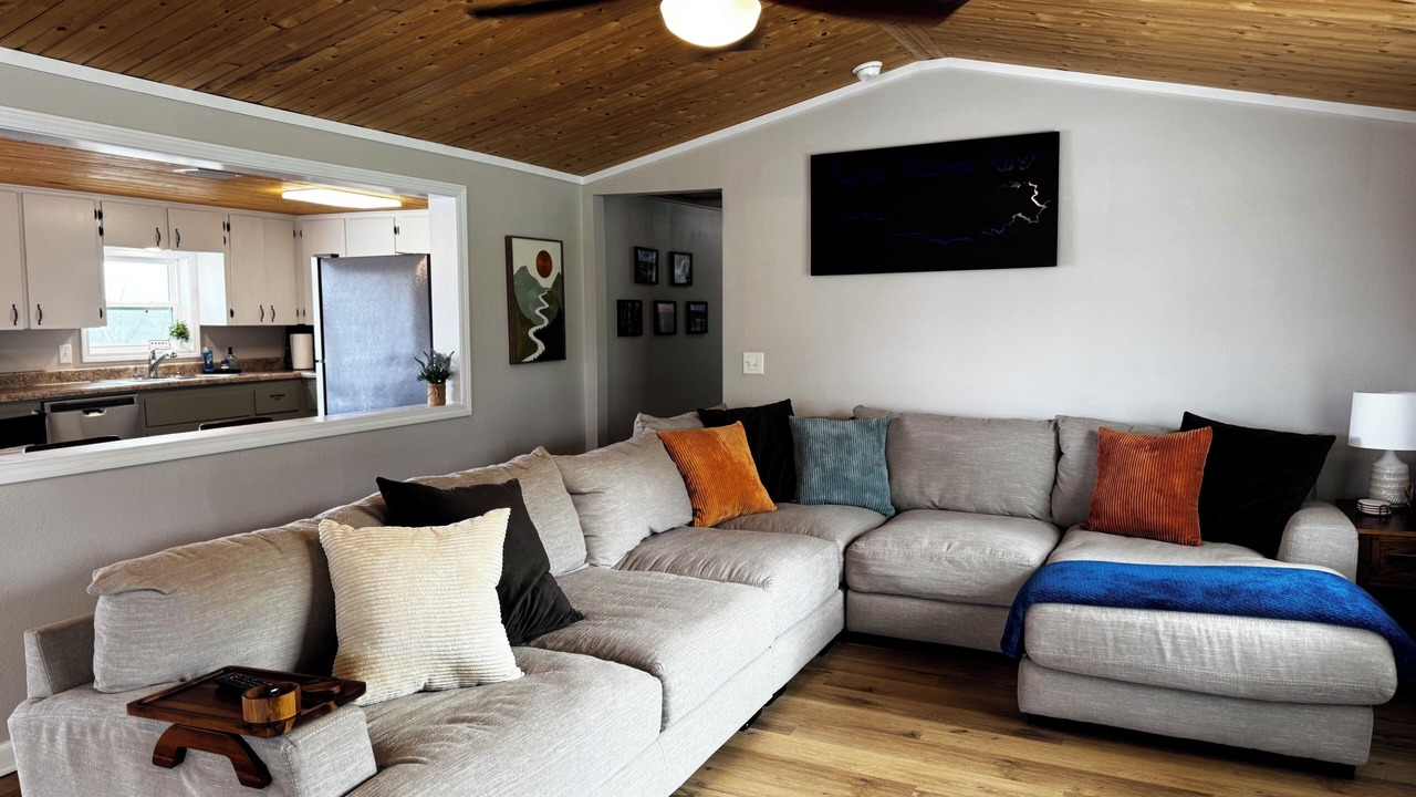 Photo of Livingroom in Marshall