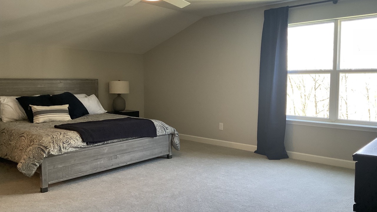 Photo of Bedroom in Tullahoma