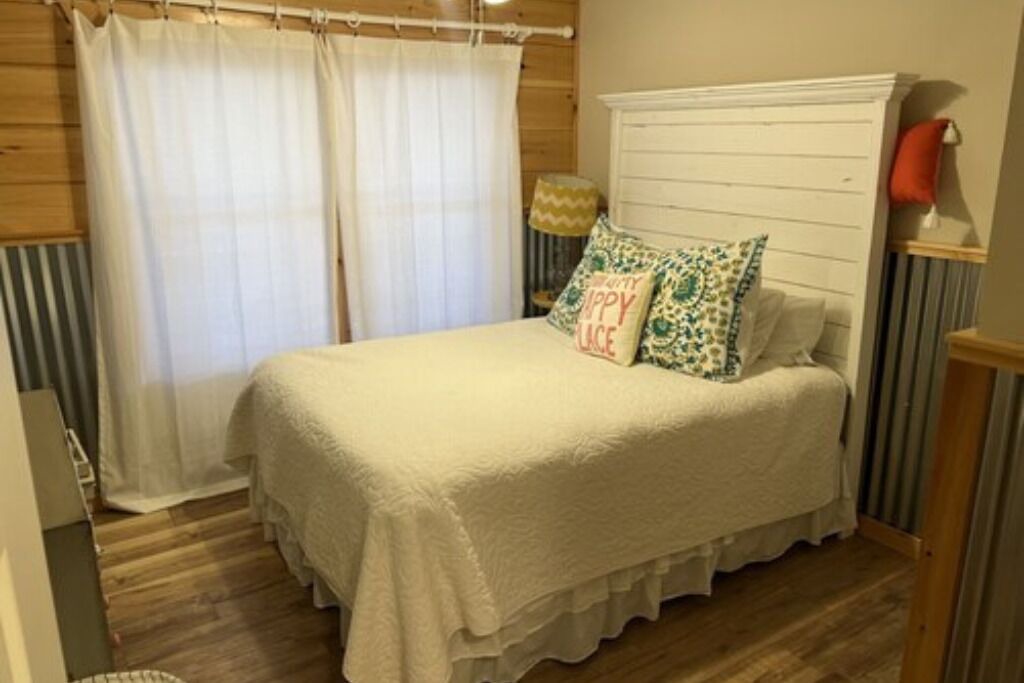 Photo of Bedroom in Van Buren