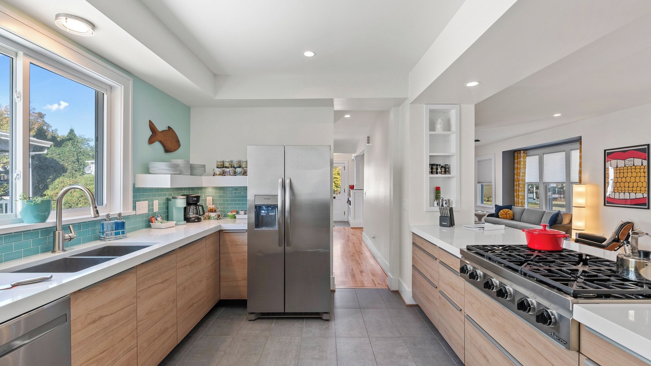 Photo of Kitchen in Ellis Historical District