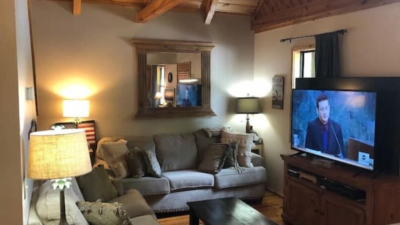 Photo of Livingroom in Counce