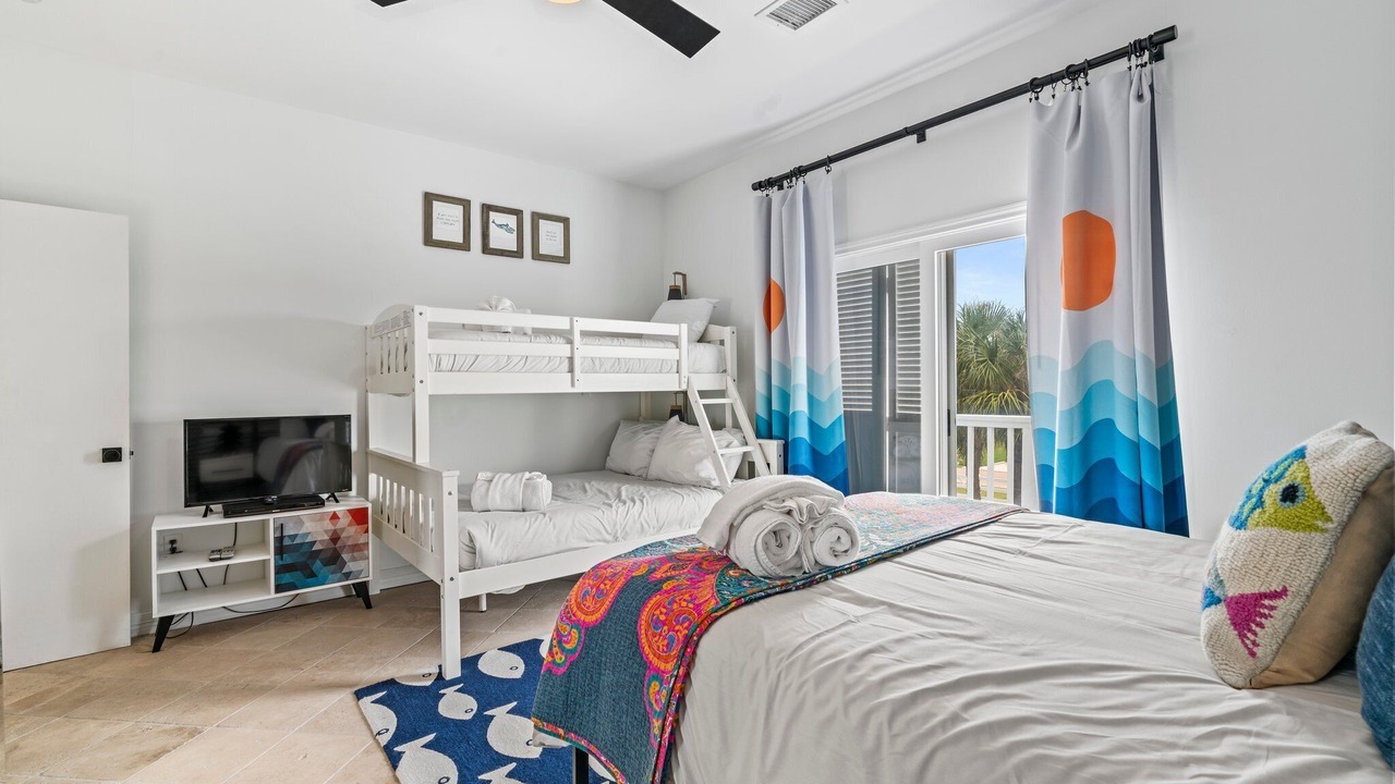 Photo of Bedroom in Terramar Beach