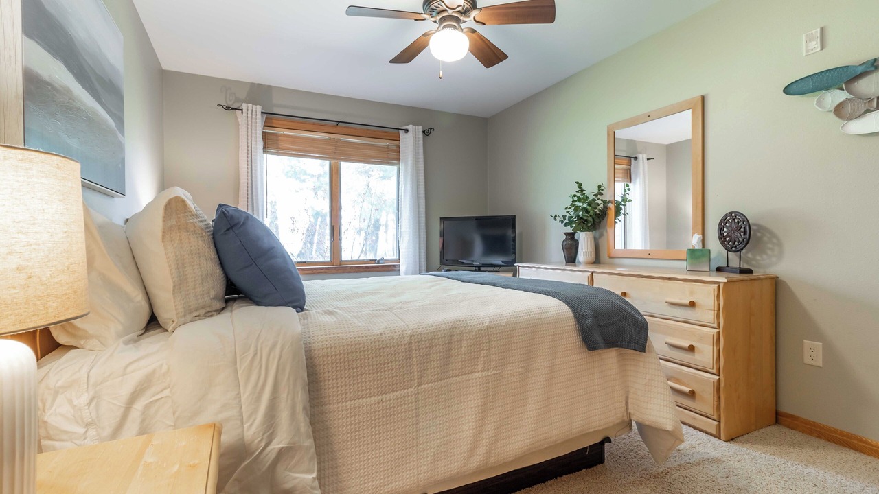 Photo of Bedroom in Arkdale