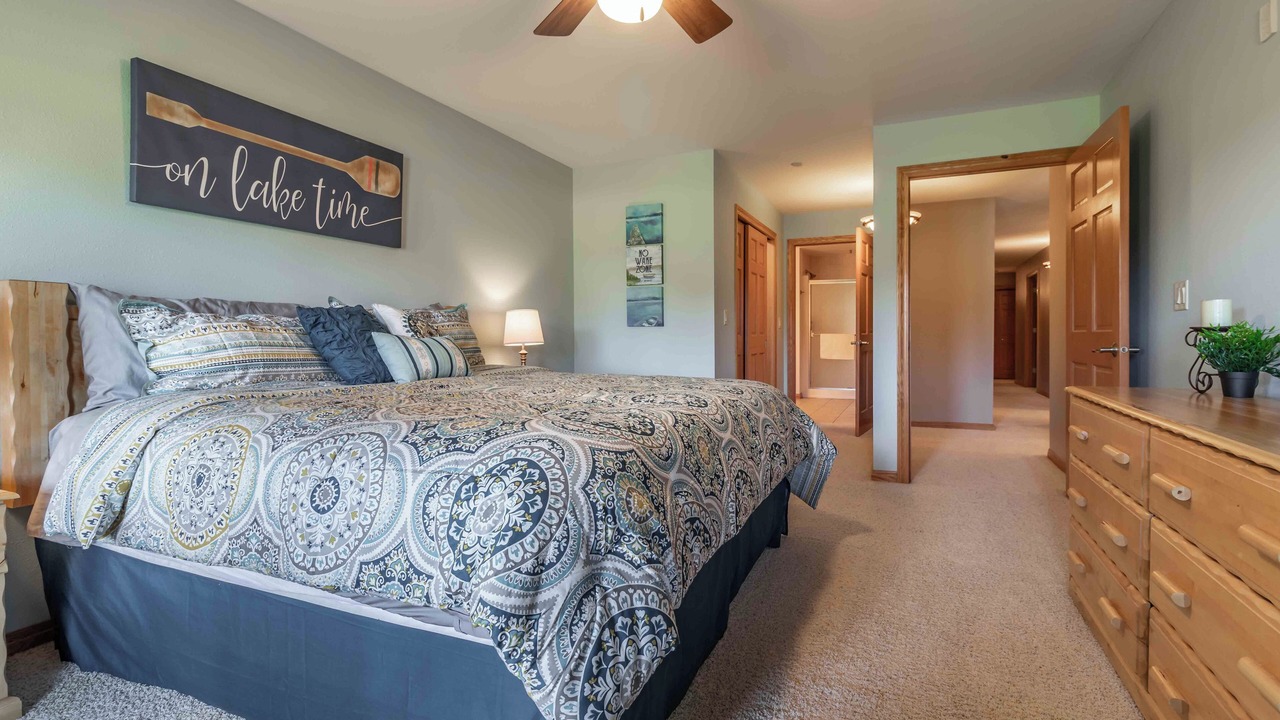 Photo of Bedroom in Arkdale